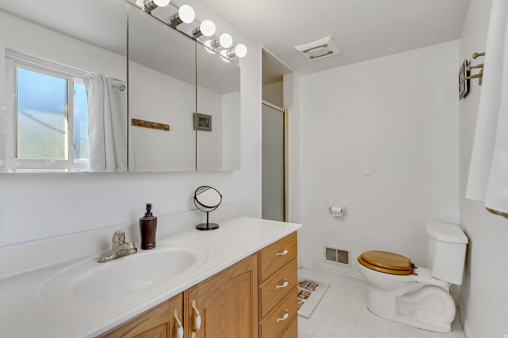 RIVIERA HEIGHTS #4 - Residential