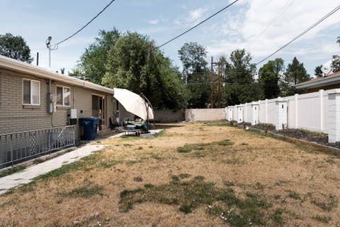 Tiny photo for 5615 S LAURELWOOD E, Holladay, UT 84121 (MLS # 2173906)
