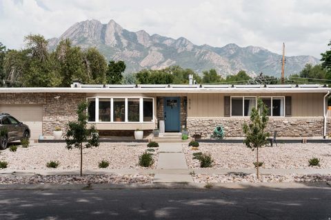 Photo of 5615 S LAURELWOOD E, Holladay, UT 84121 (MLS # 2173906)
