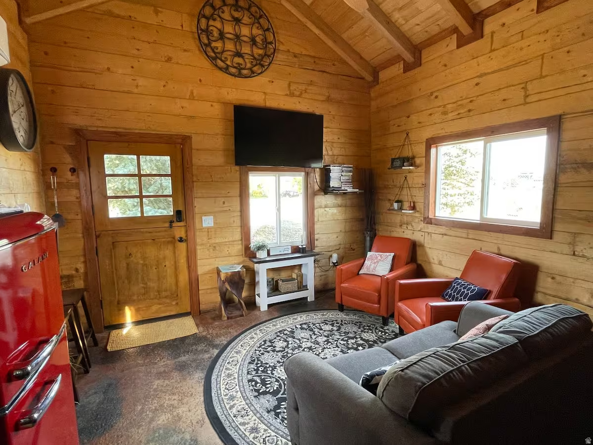 BANCROFT CITY - Residential Income