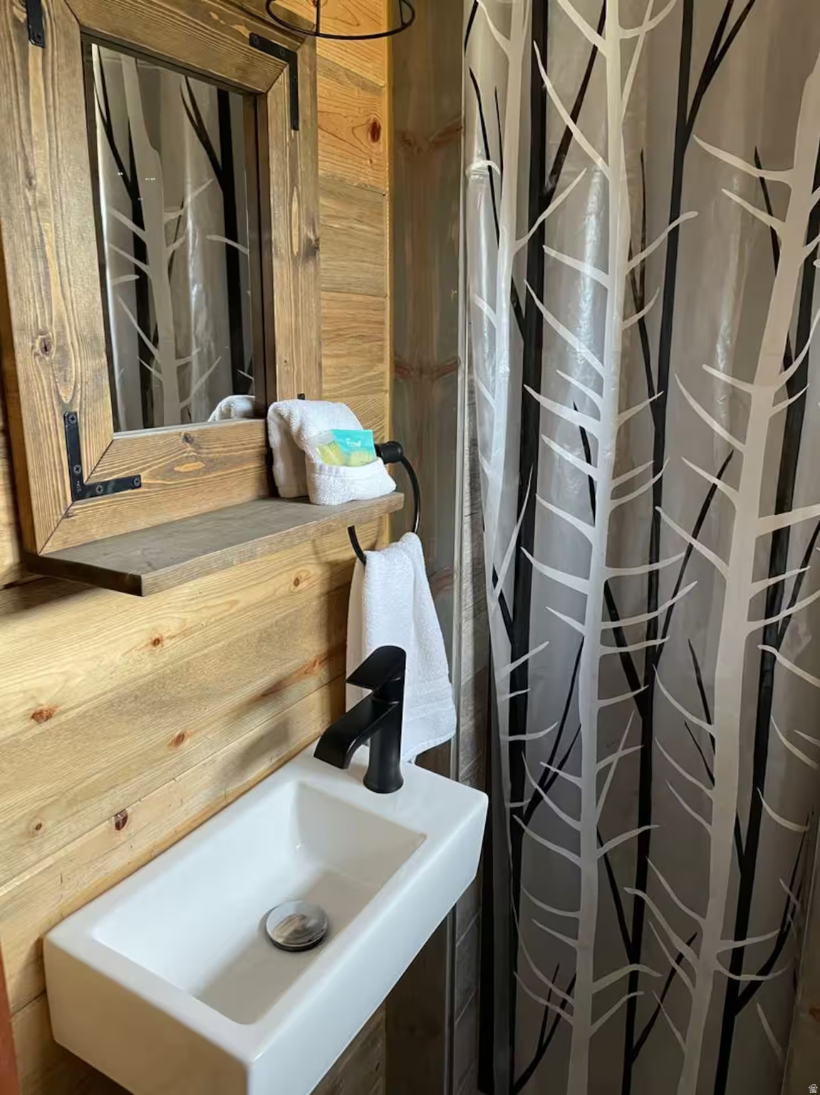 BANCROFT CITY - Residential Income