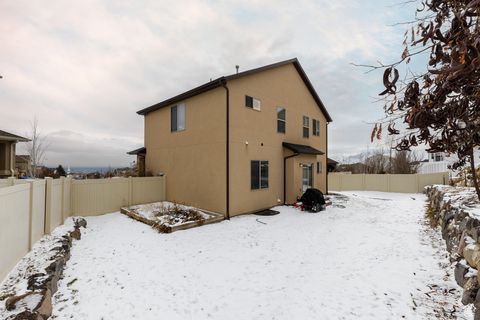 Tiny photo for 602 W CRENSHAW CT, Saratoga Springs, UT 84045 (MLS # 2114748)