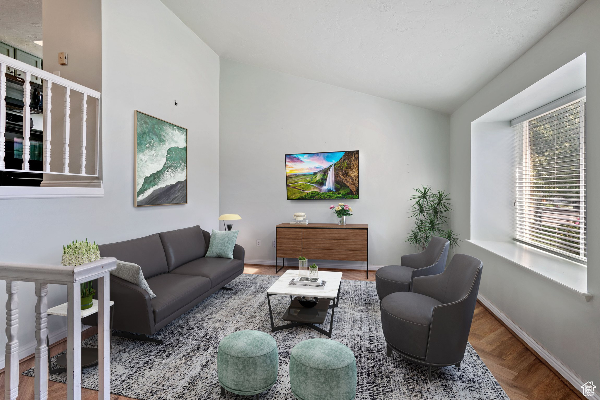 OQUIRRH SHADOWS - Residential
