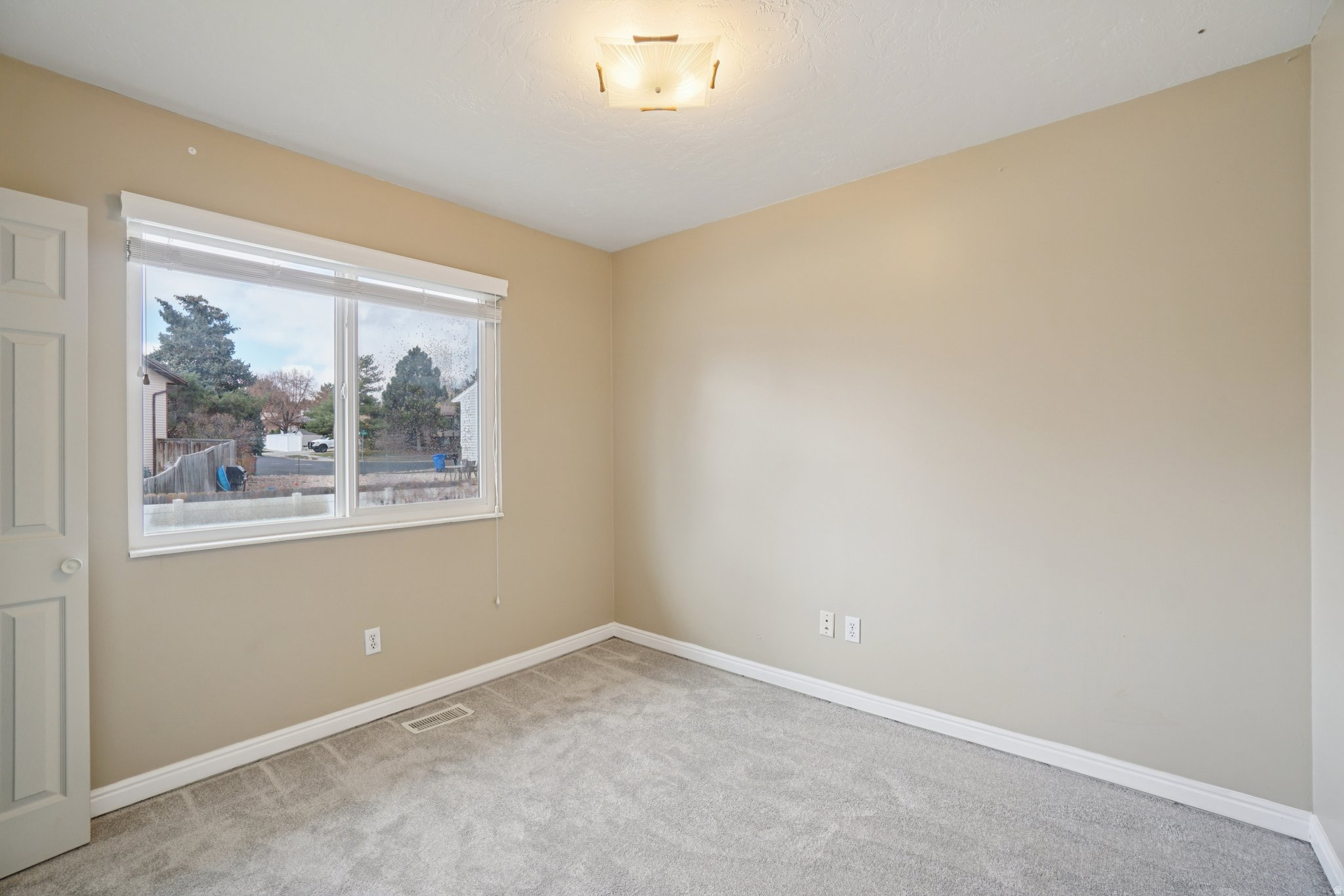 OQUIRRH SHADOWS - Residential