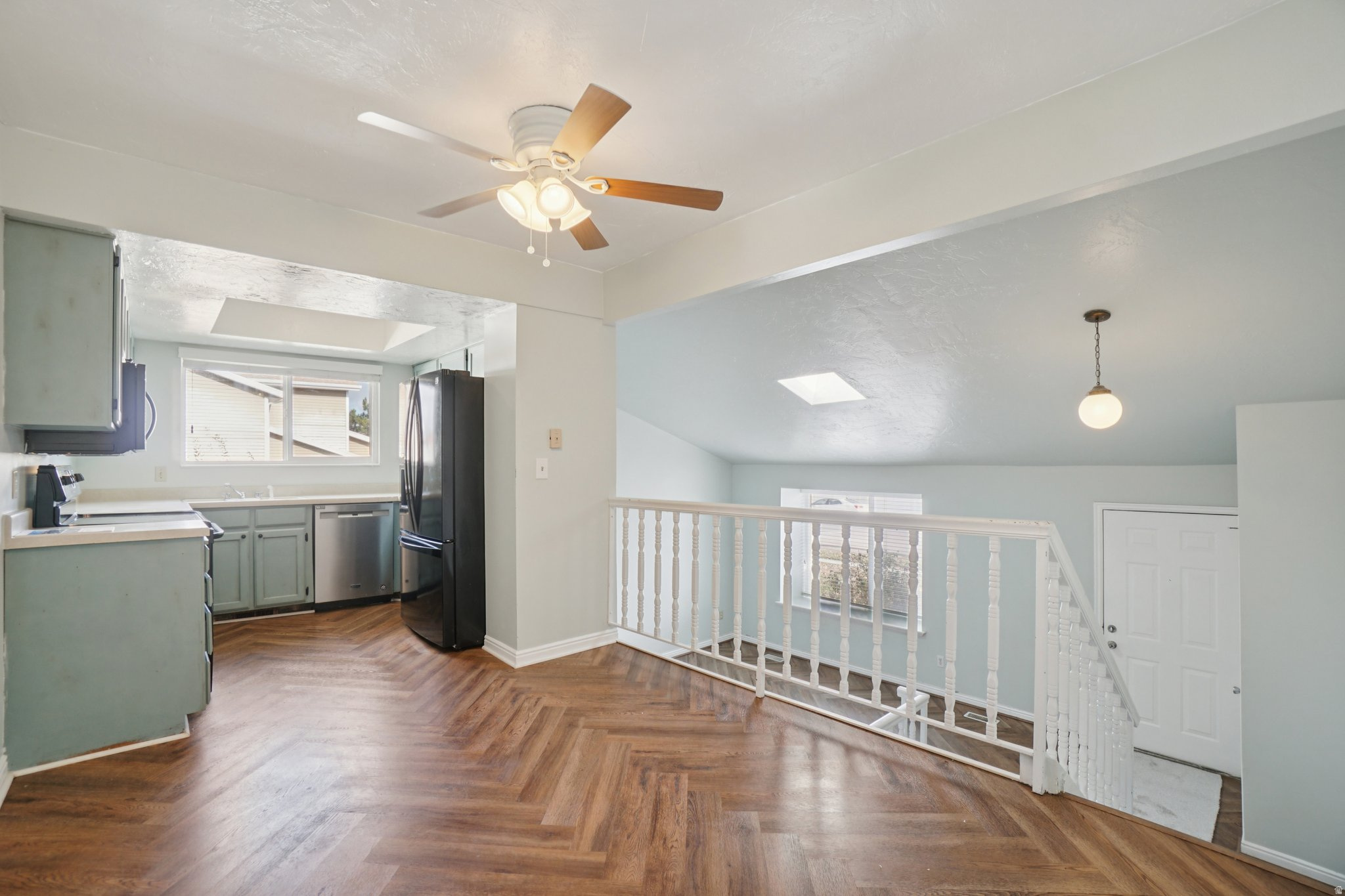 OQUIRRH SHADOWS - Residential