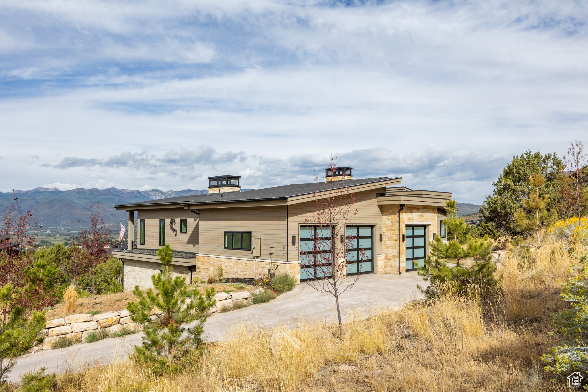 RED LEDGES - Residential