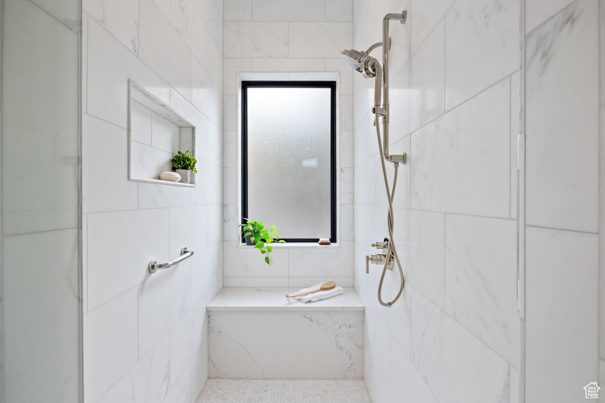 RED LEDGES - Residential