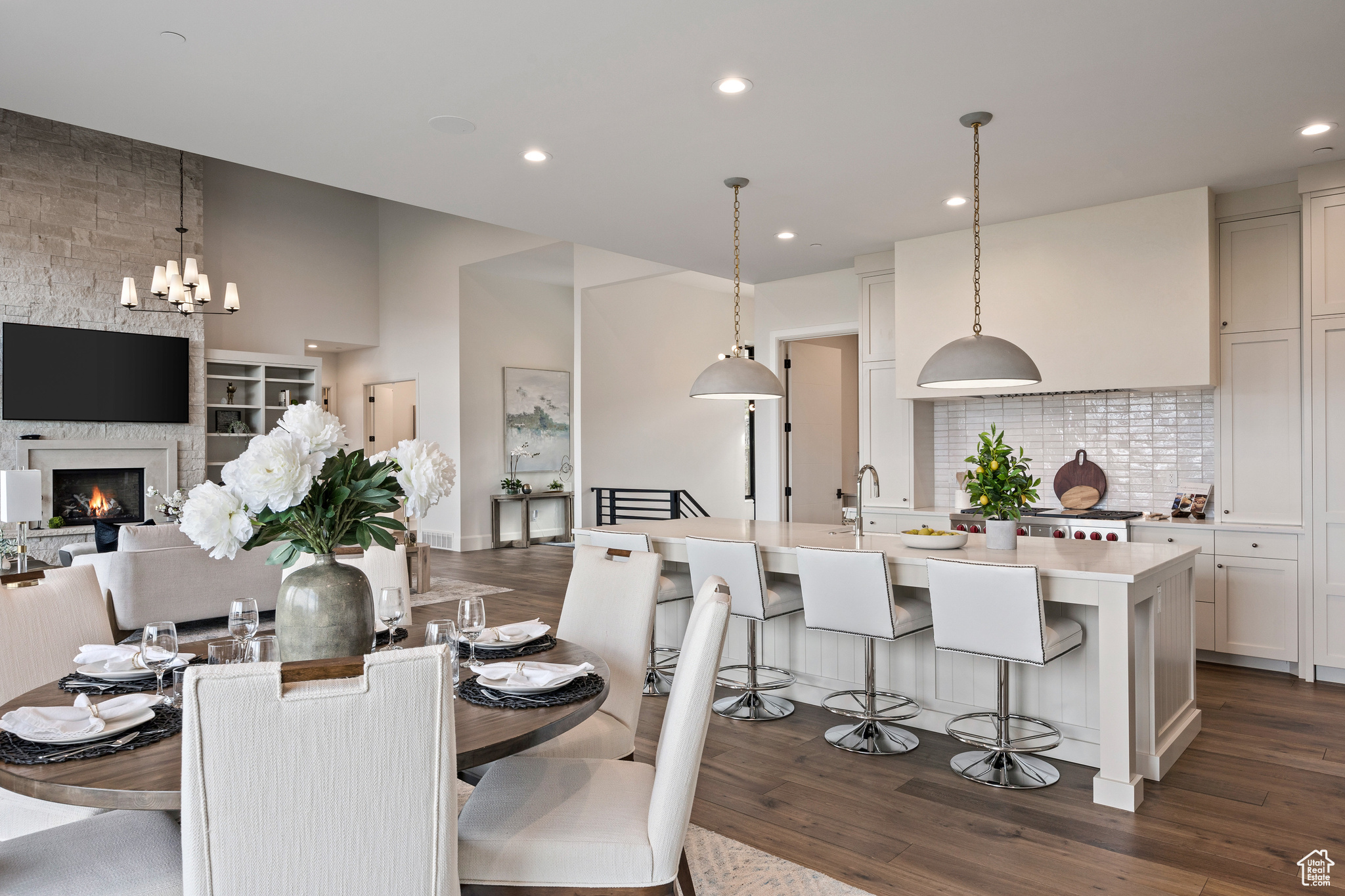 RED LEDGES - Residential