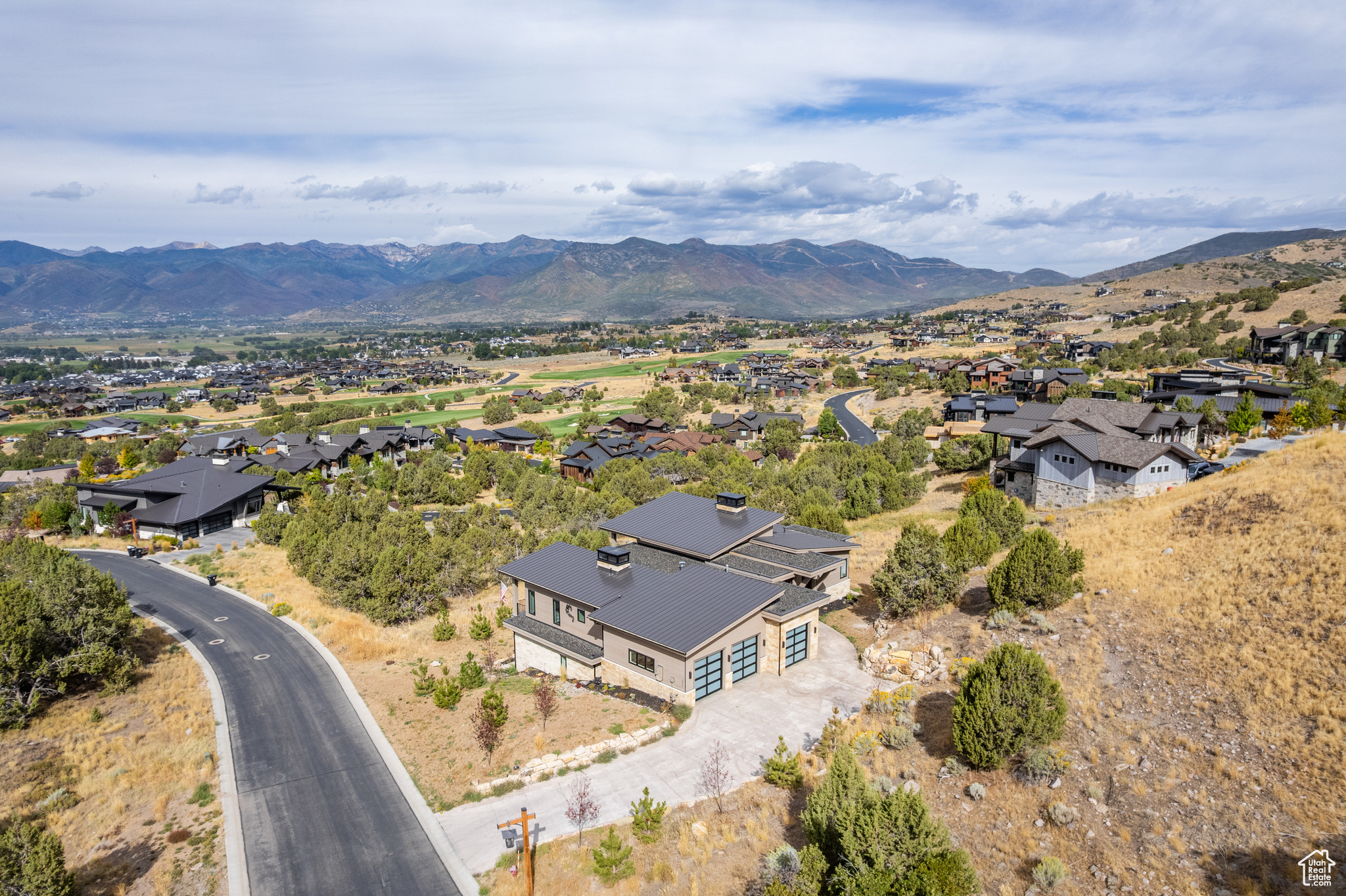 RED LEDGES - Residential