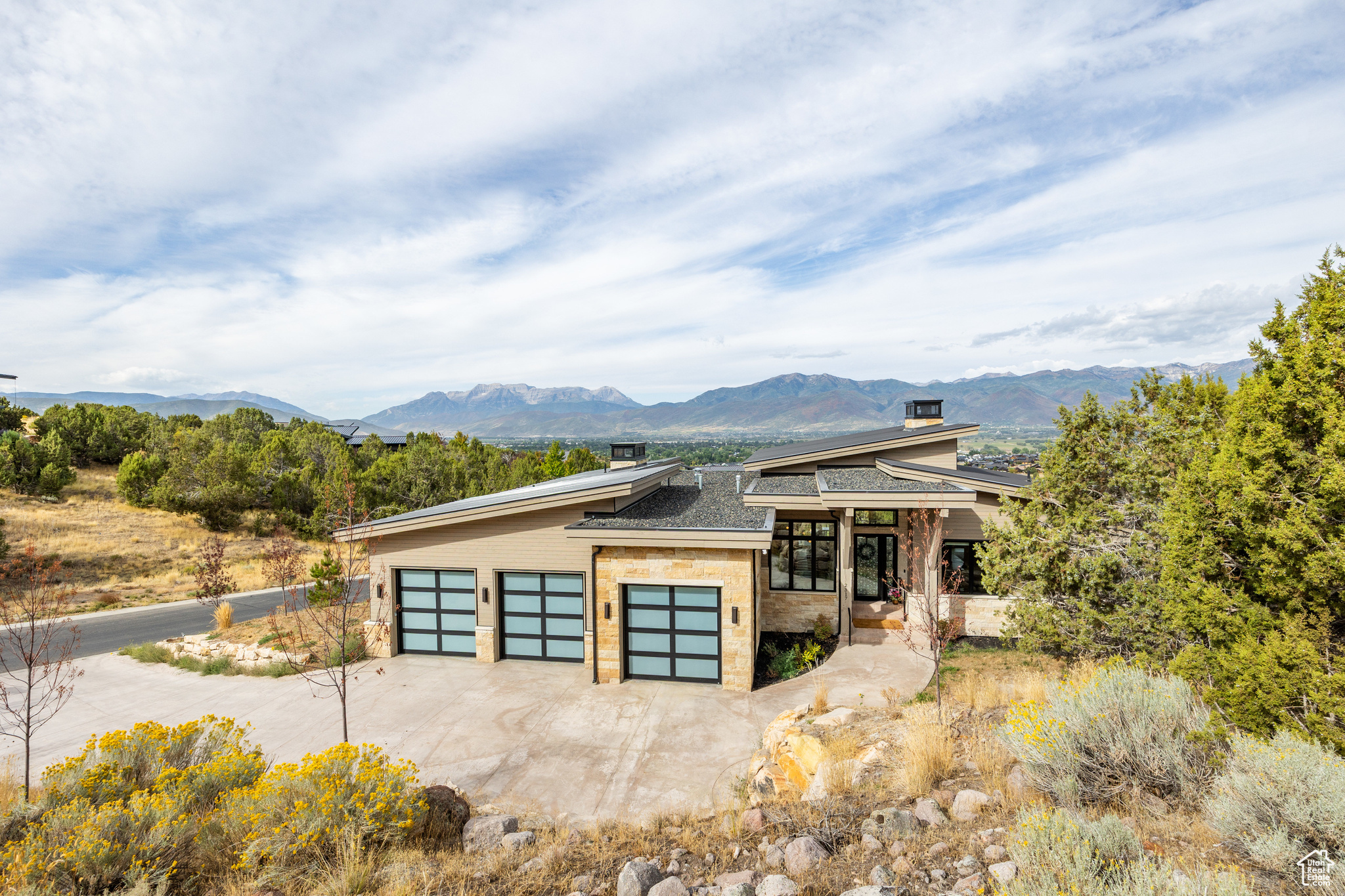 RED LEDGES - Residential