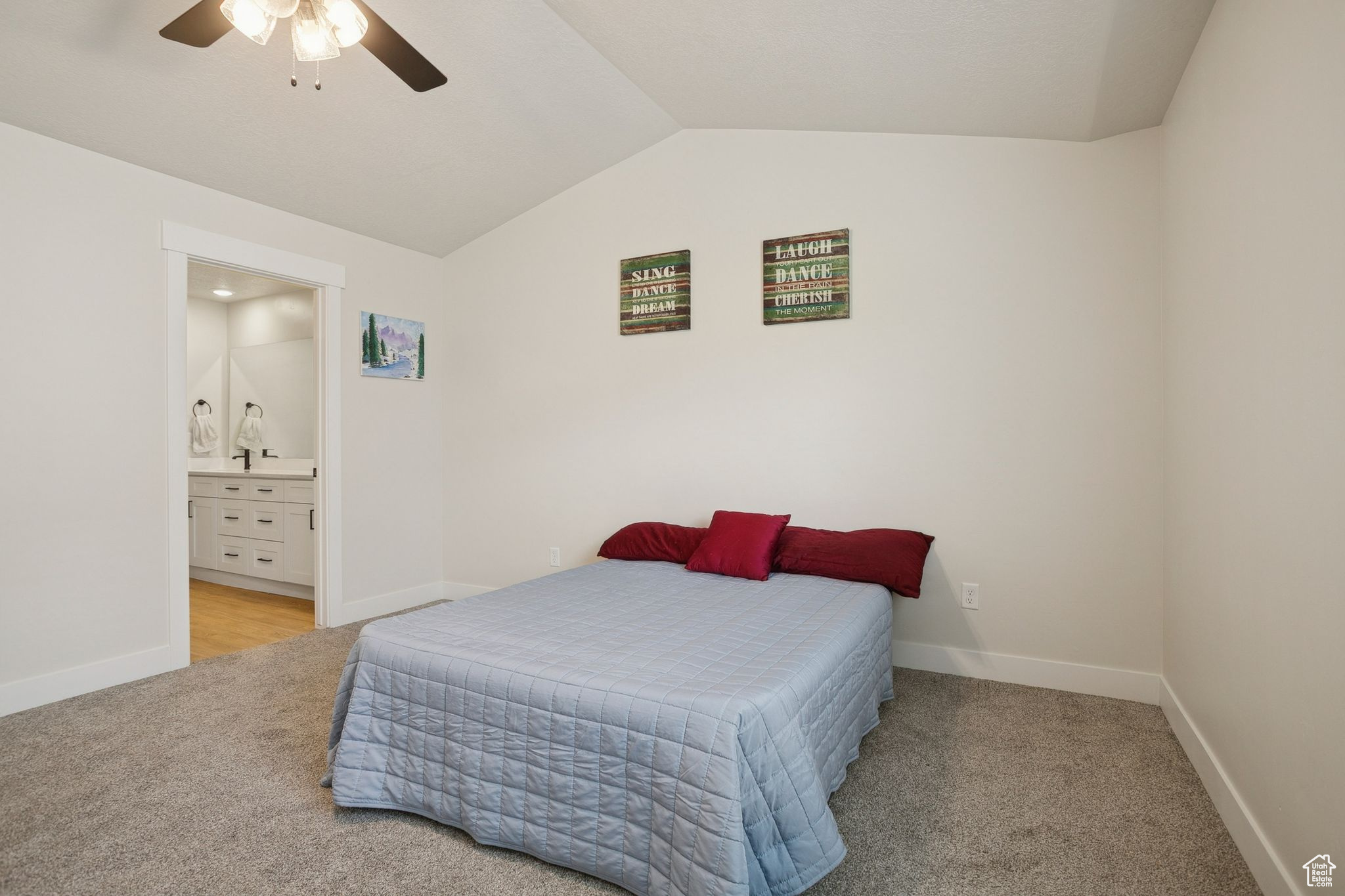 LEXINGTON TOWN HOMES - Residential