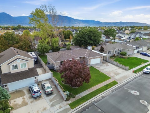 Tiny photo for 9477 S KIRKSIDE DR W, South Jordan, UT 84009 (MLS # 2186466)