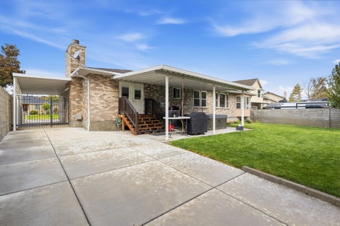 Tiny photo for 9477 S KIRKSIDE DR W, South Jordan, UT 84009 (MLS # 2186466)