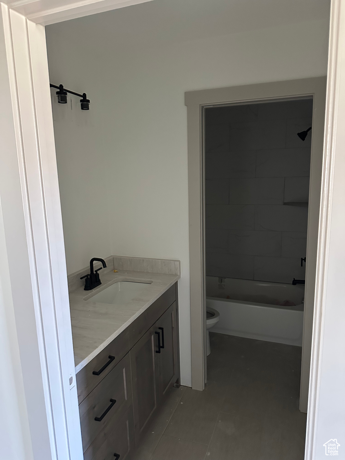 BECKAMS EDGE - Residential