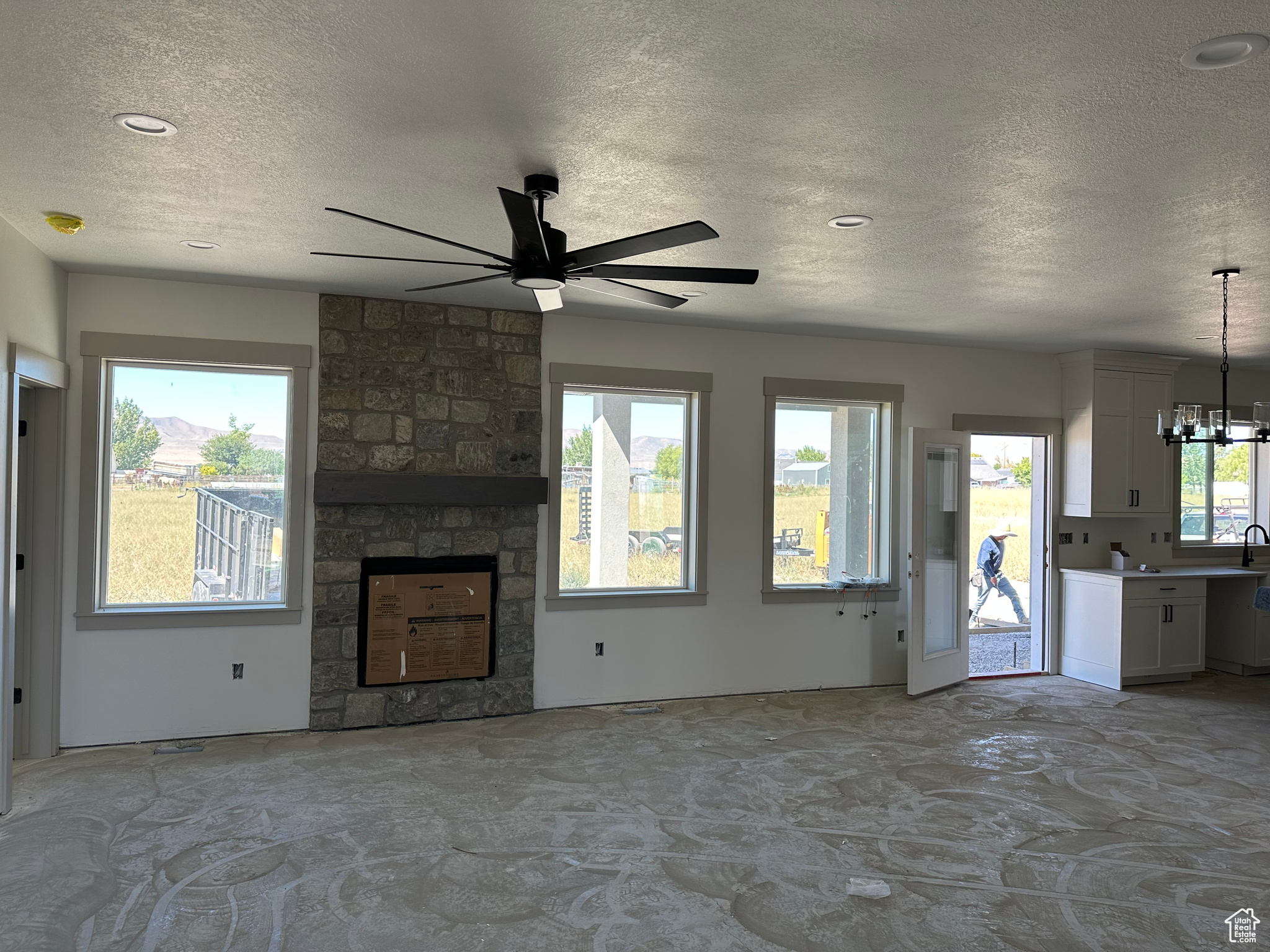 BECKAMS EDGE - Residential