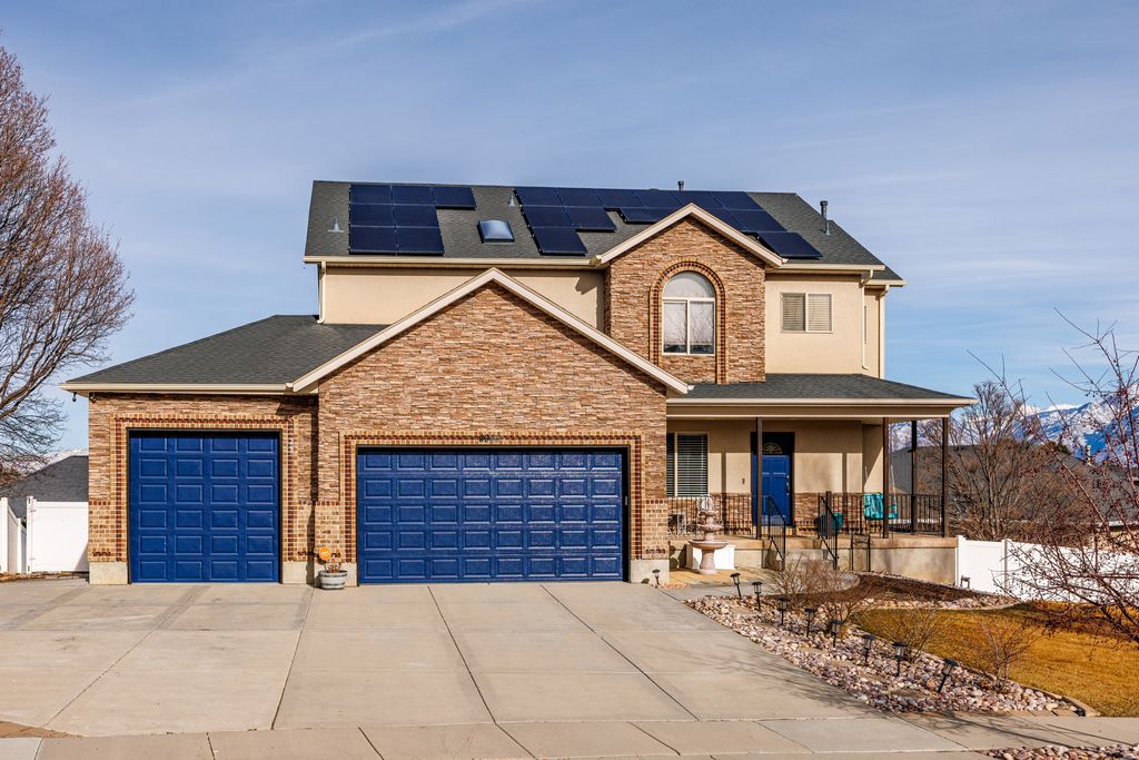 Photo of 9995 S CADDIE CIR W, South Jordan, UT 84009 (MLS # 2139400)