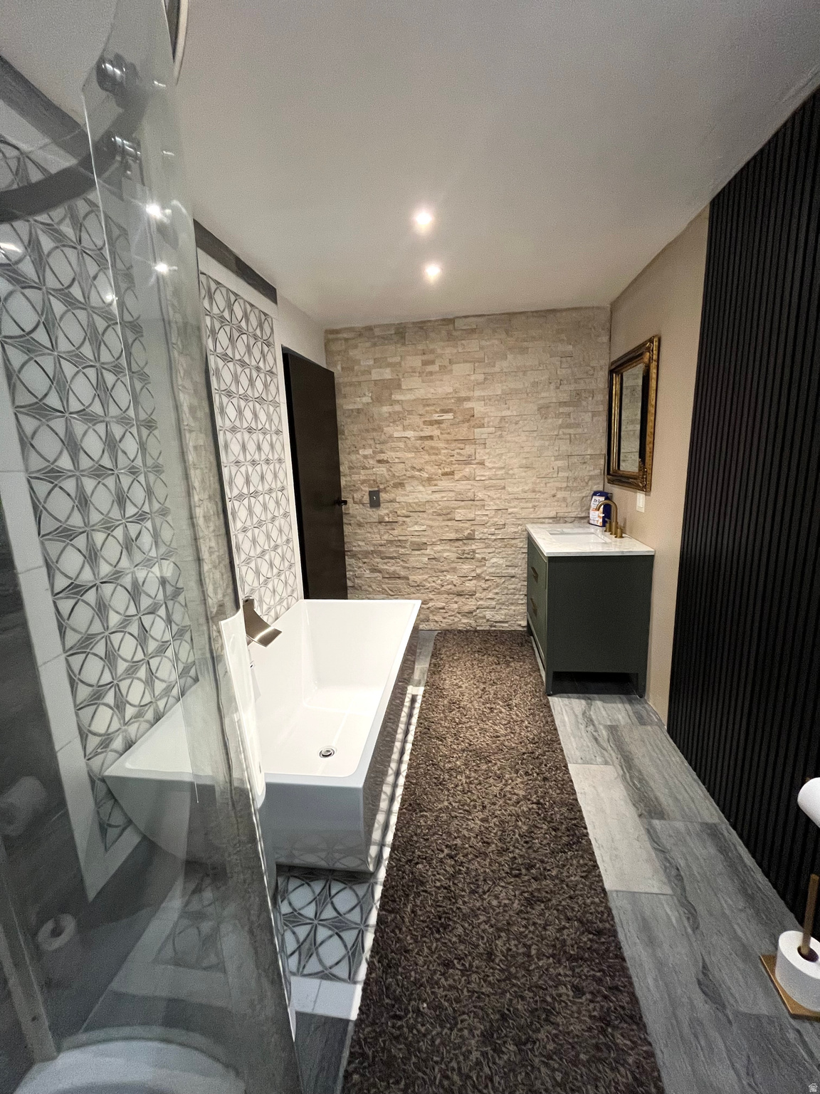 QUAILBROOK EAST - Residential