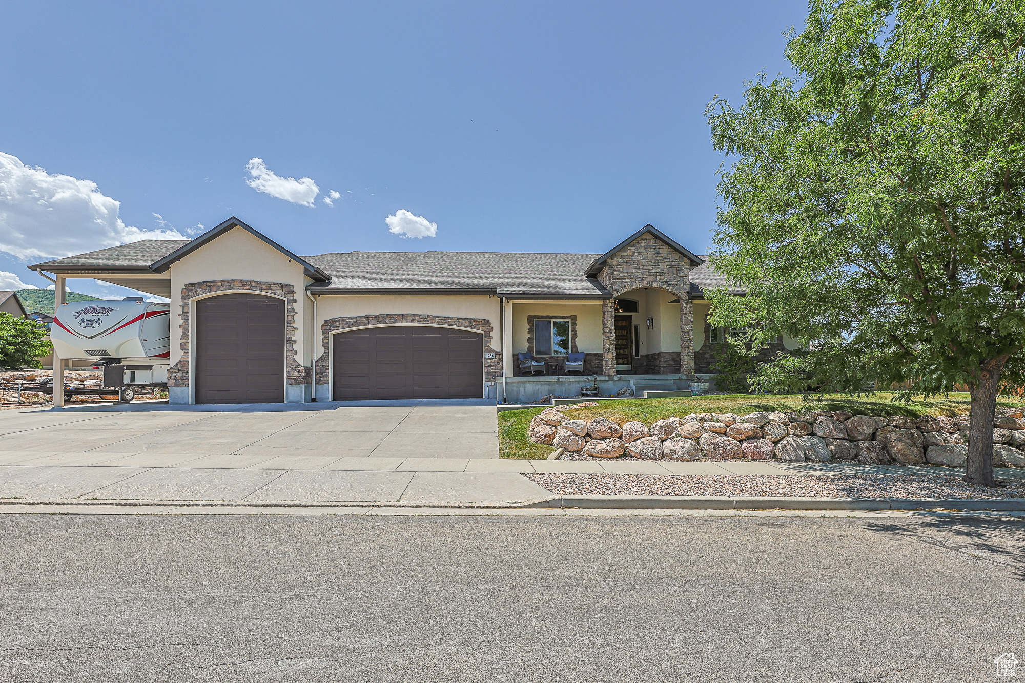 1256 Upland Dr, Tooele, Utah image 2