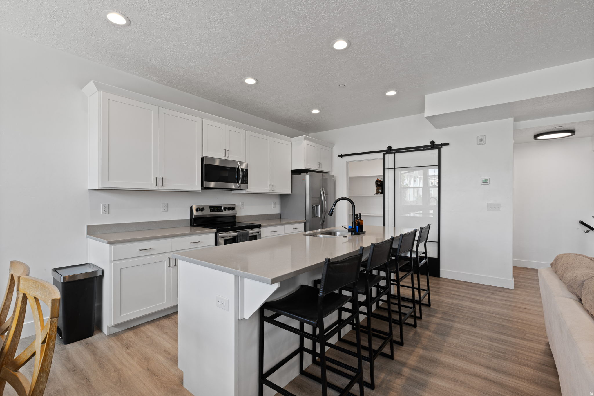 CREEKSIDE - Residential