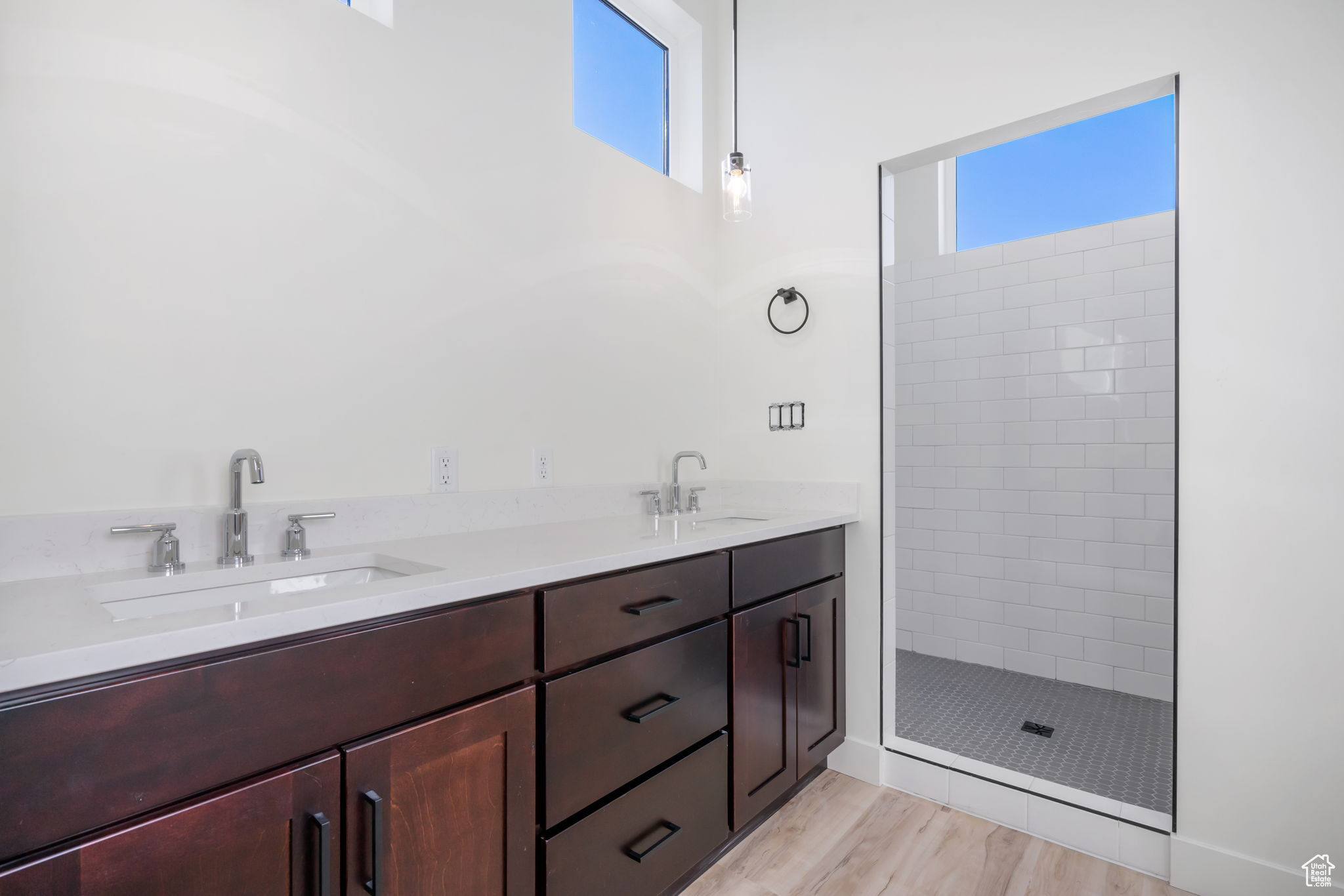 MADISON MEADOWS - Residential Income