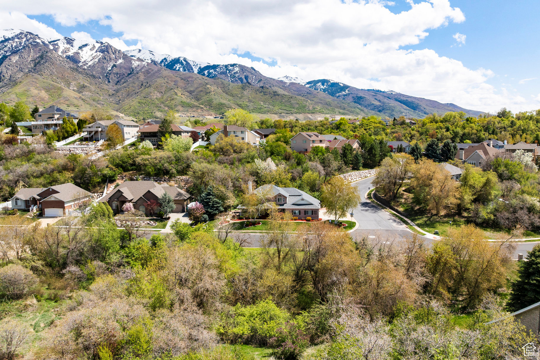 SLEEPY HOLLOW - Land