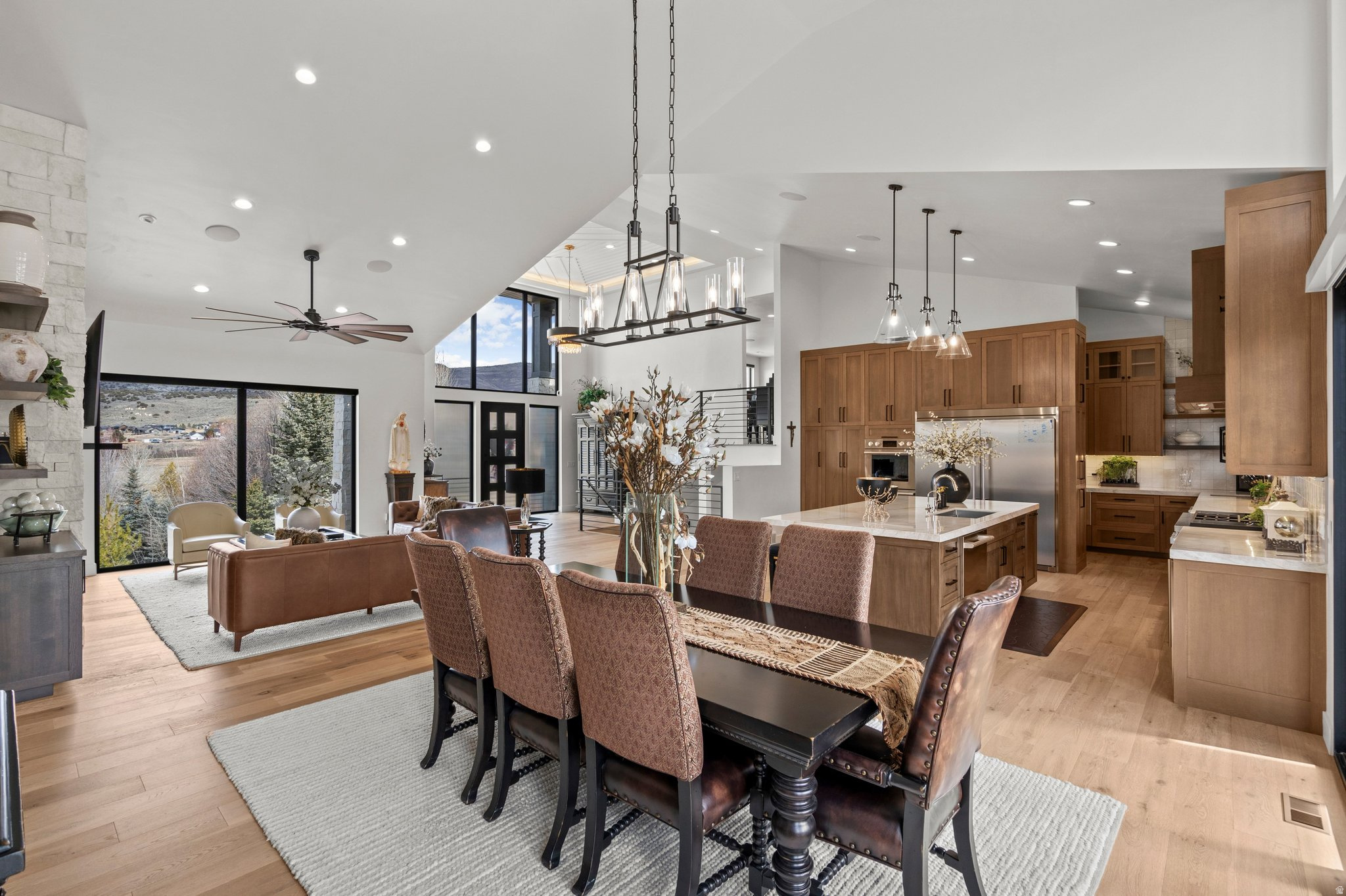 CROSSINGS AT LAKE CREEK - Residential