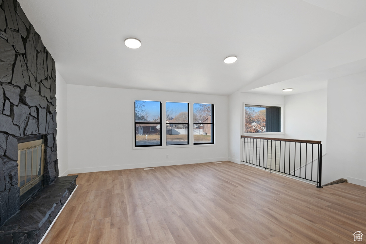 12875 S Aspen Cir, Riverton, Utah image 2