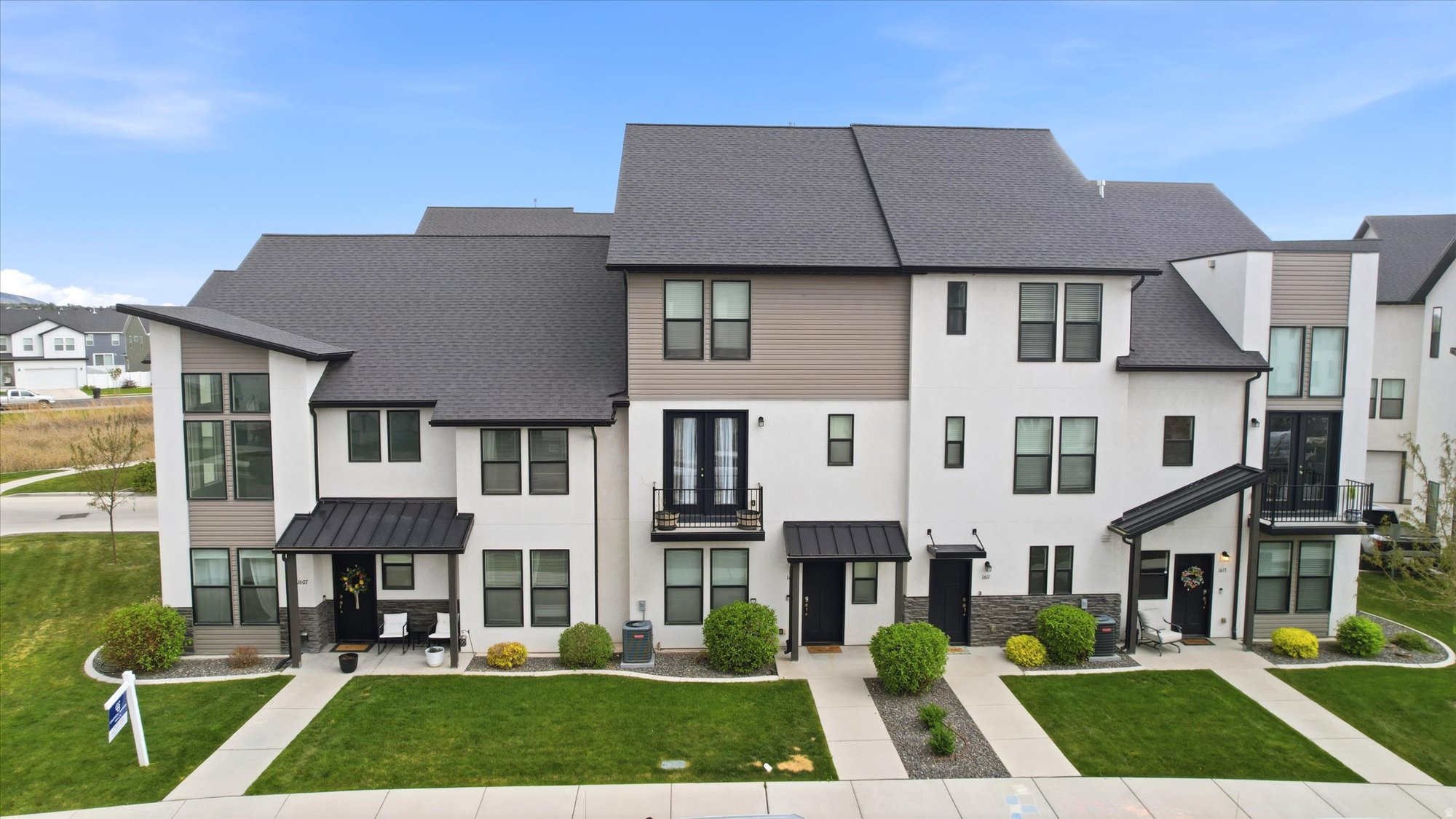 PLAT D VILLAGES AT A - Residential