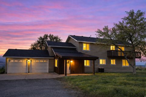 Homes For Sale - 8410 S 890<br/> Paradise, UT 84328