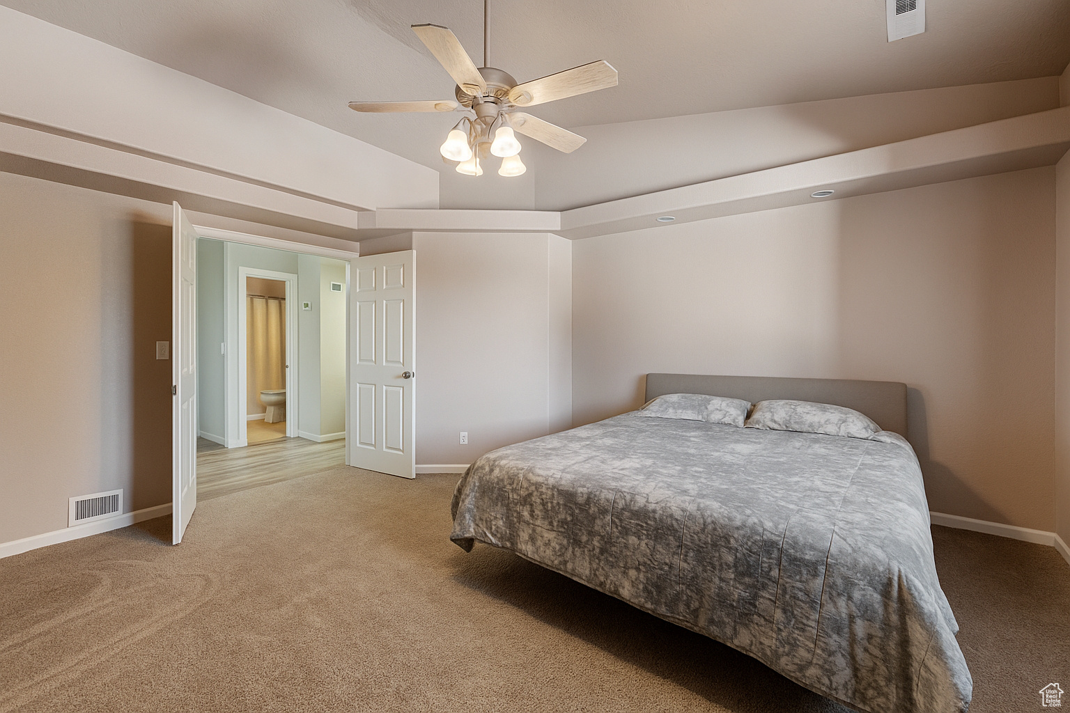 BLOOMINGTON HILLS - Residential