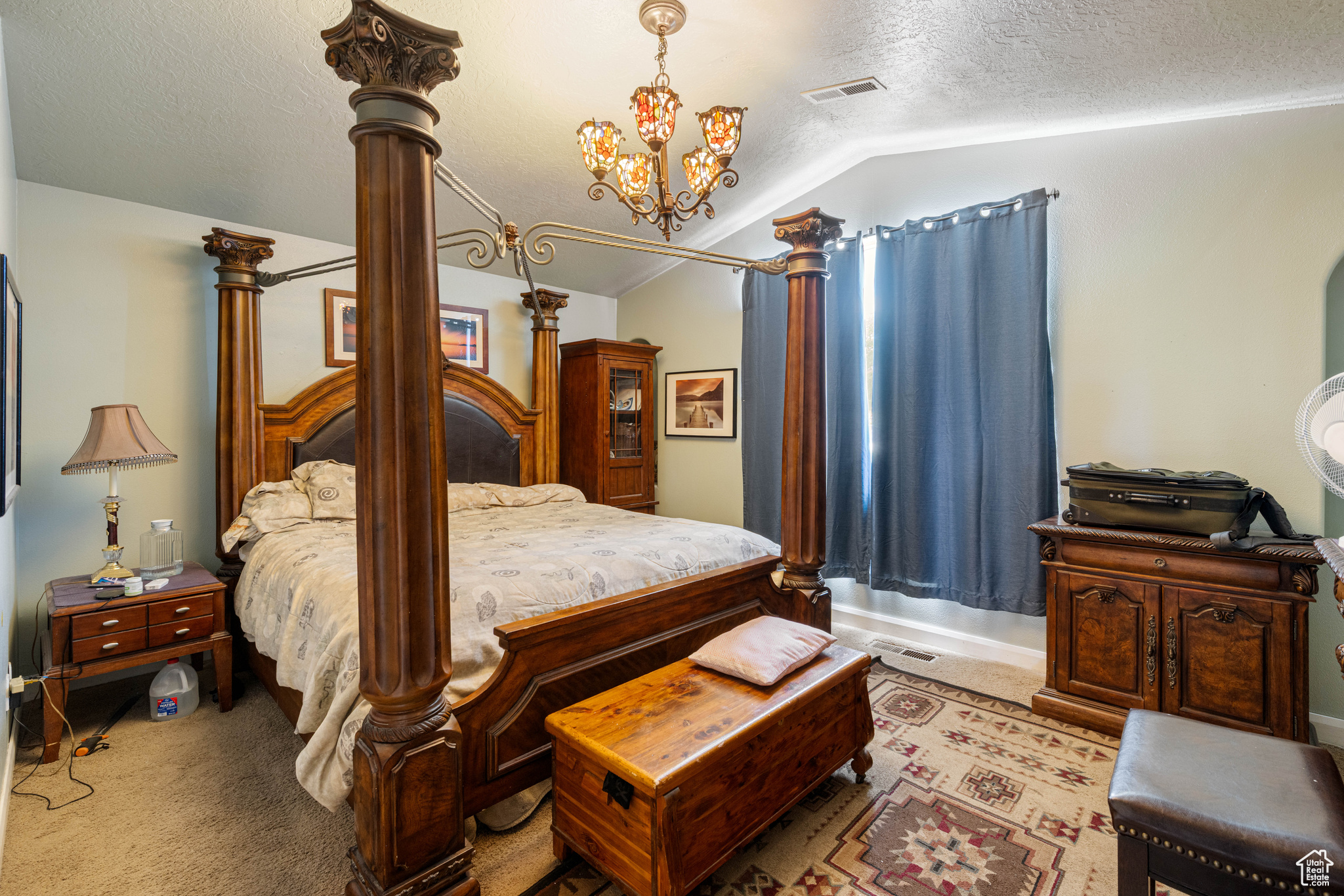 BLOOMINGTON HILLS - Residential