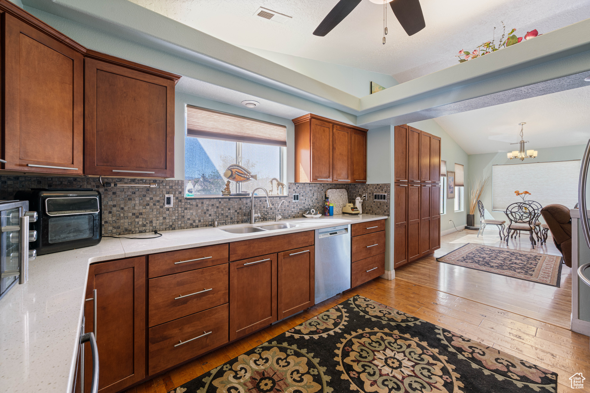 BLOOMINGTON HILLS - Residential