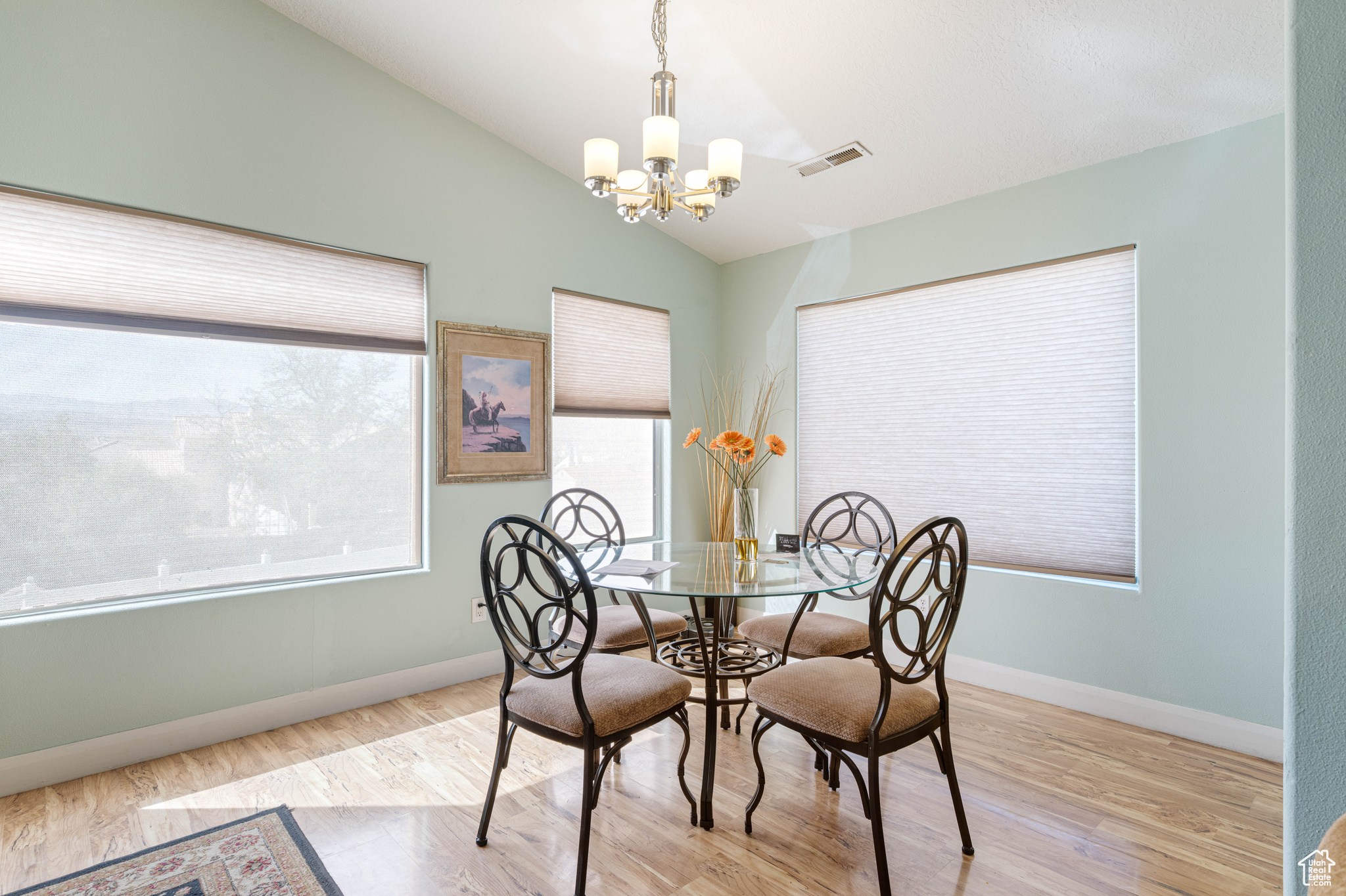 BLOOMINGTON HILLS - Residential