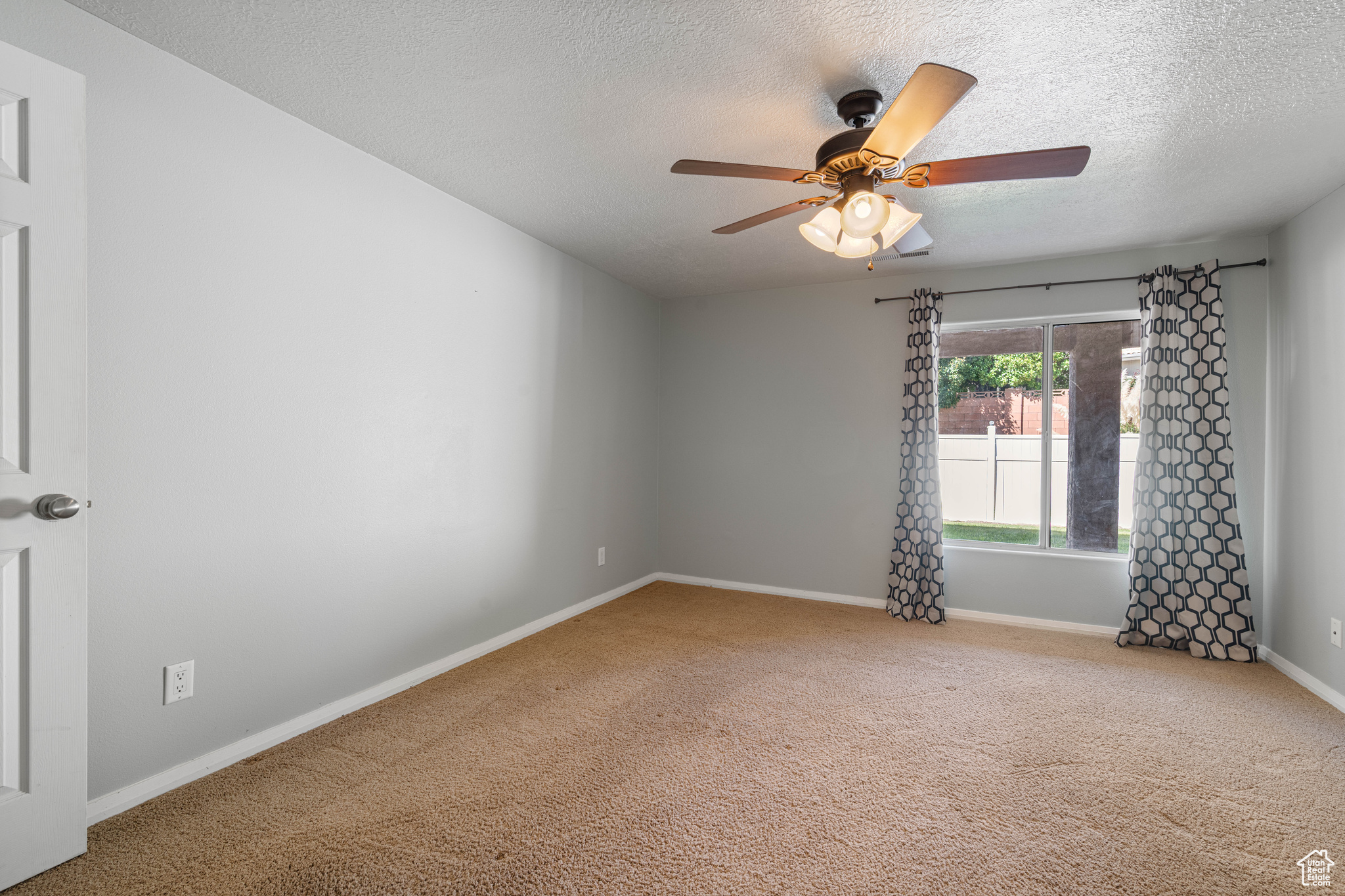 BLOOMINGTON HILLS - Residential