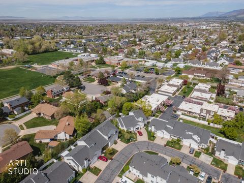 Tiny photo for 499 N 200 W #18, Bountiful, UT 84010 (MLS # 2148748)