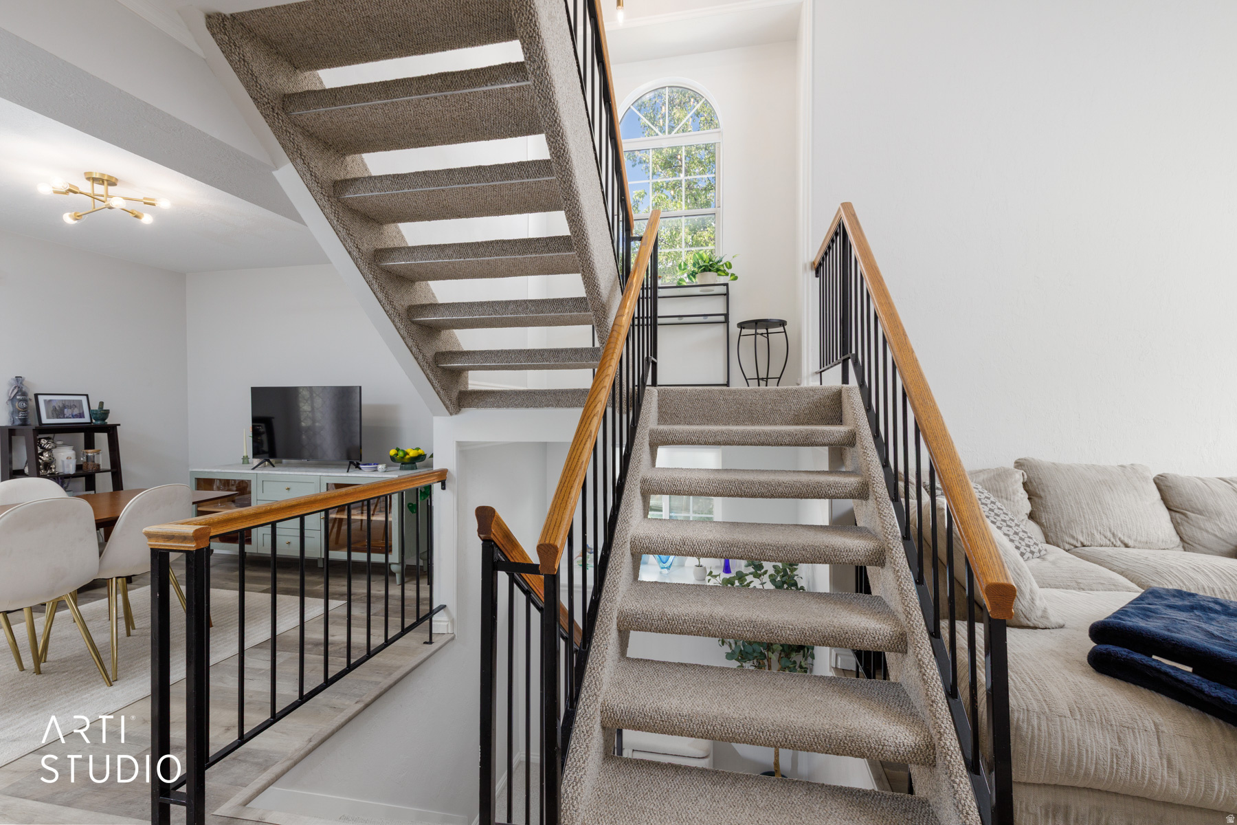 COUNTRY STATION - Residential