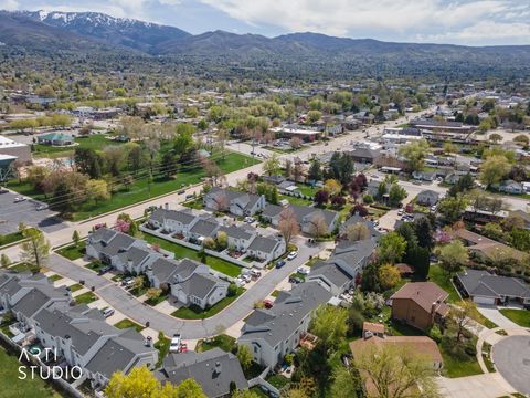 Tiny photo for 499 N 200 W #18, Bountiful, UT 84010 (MLS # 2148748)