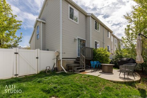 Tiny photo for 499 N 200 W #18, Bountiful, UT 84010 (MLS # 2148748)