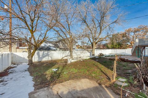 Tiny photo for 802 DOUGLAS DR, Brigham City, UT 84302 (MLS # 2139595)