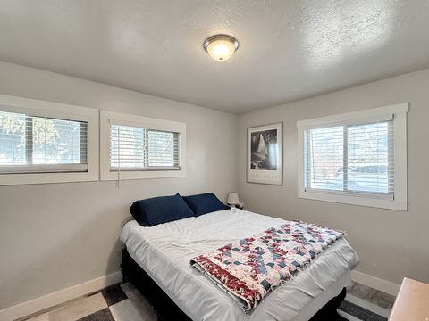 Tiny photo for 493 W 5100 S, Washington Terrace, UT 84405 (MLS # 2125235)