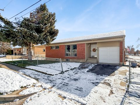 Tiny photo for 493 W 5100 S, Washington Terrace, UT 84405 (MLS # 2125235)