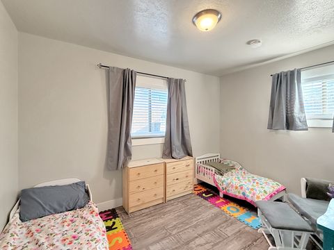 Tiny photo for 493 W 5100 S, Washington Terrace, UT 84405 (MLS # 2125235)