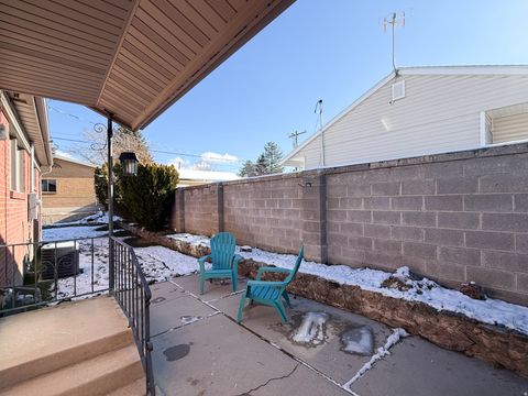 Tiny photo for 493 W 5100 S, Washington Terrace, UT 84405 (MLS # 2125235)