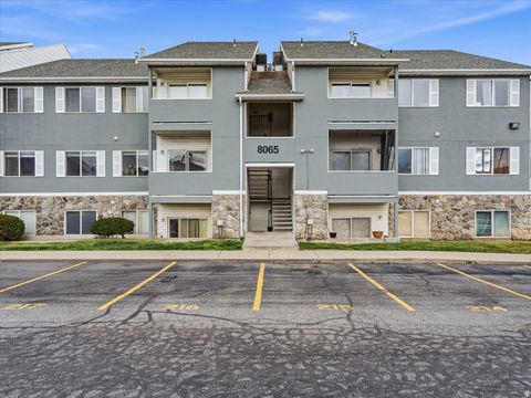 Photo of 8065 W COPPERFIELD PL S #21, Magna, UT 84044 (MLS # 2143535)