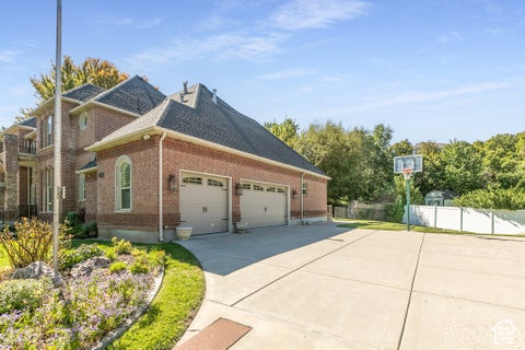 Tiny photo for 8149 S 2425 E, South Weber, UT 84405 (MLS # 2187567)