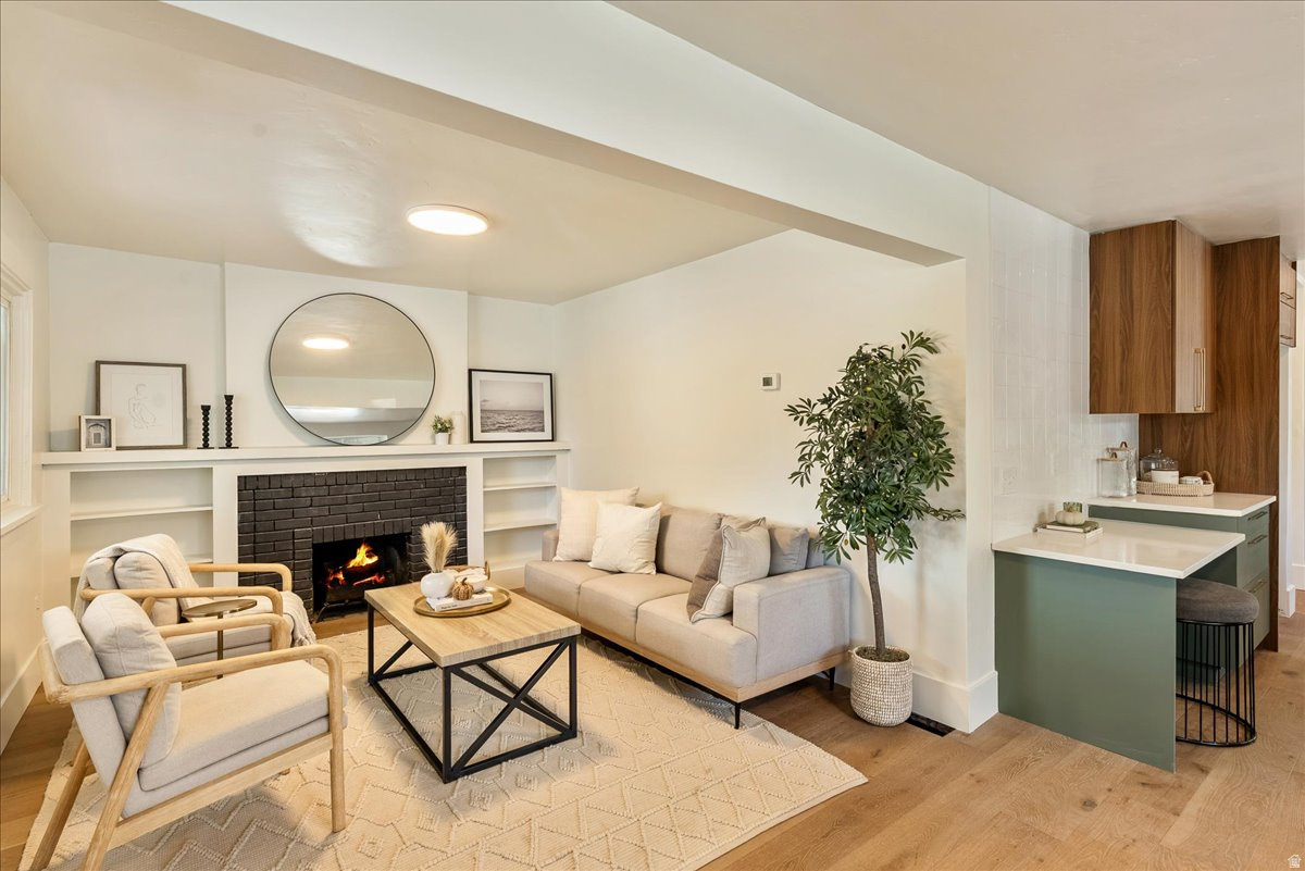 HAWTHORNE SUB - Residential