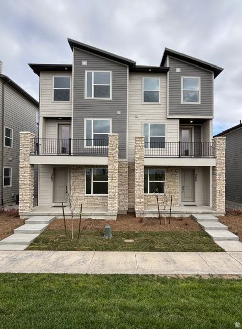 Photo of 12682 S LINCOLN PEAK LN #113, Herriman, UT 84096 (MLS # 2124749)