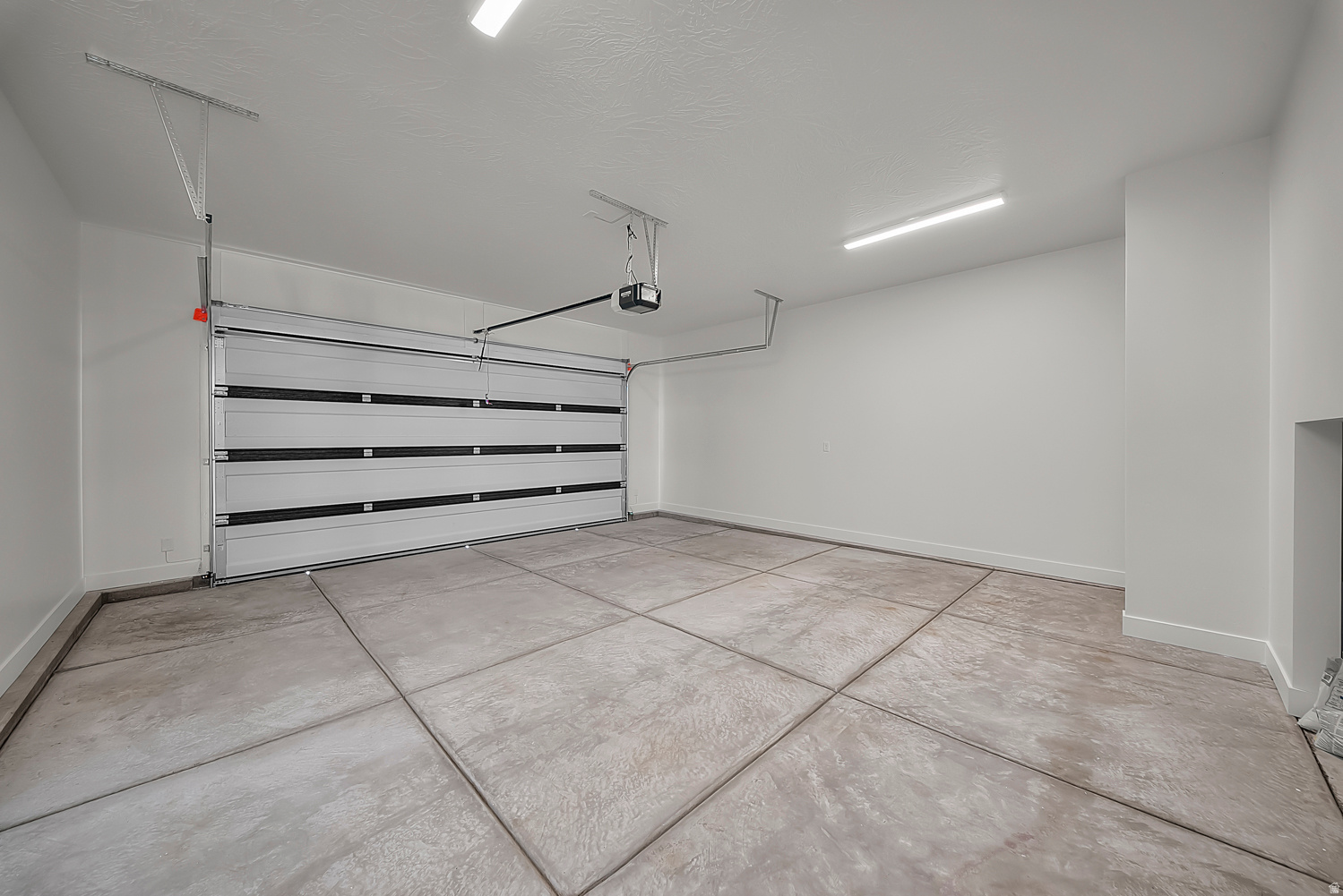 DESERT HORIZON - Residential