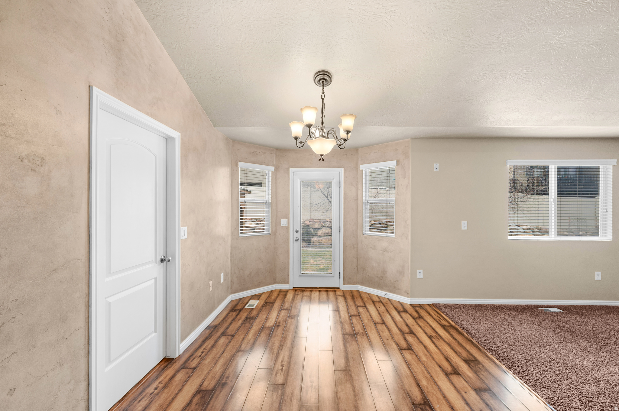 DISCOVERY - Residential