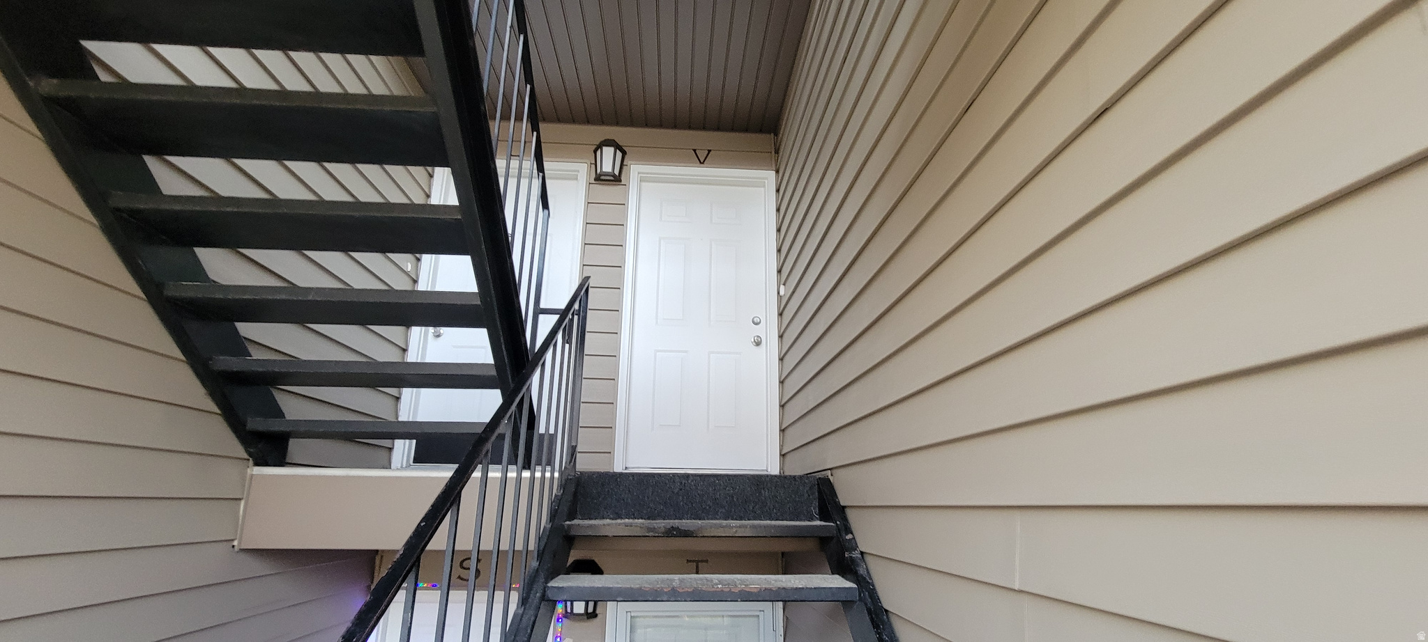 COTTONWOODS AT VINE - Residential